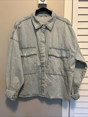 Light Wash Denim Shacket Jacket - Casual Oversized